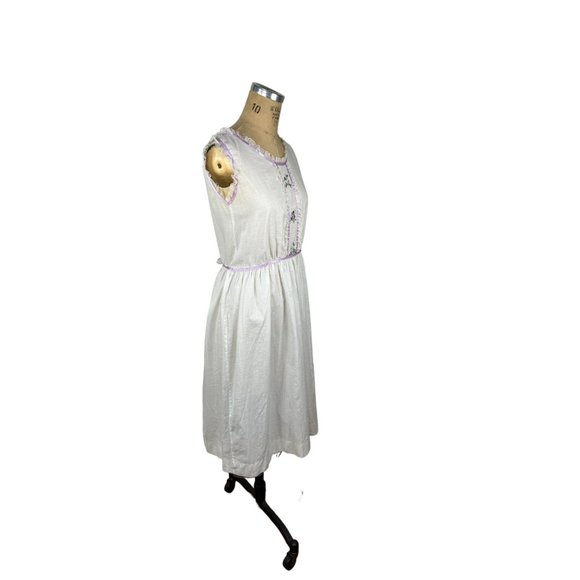 1960s cotton nightgown dress with embroidered bodice Size M - Picture 2 of 7